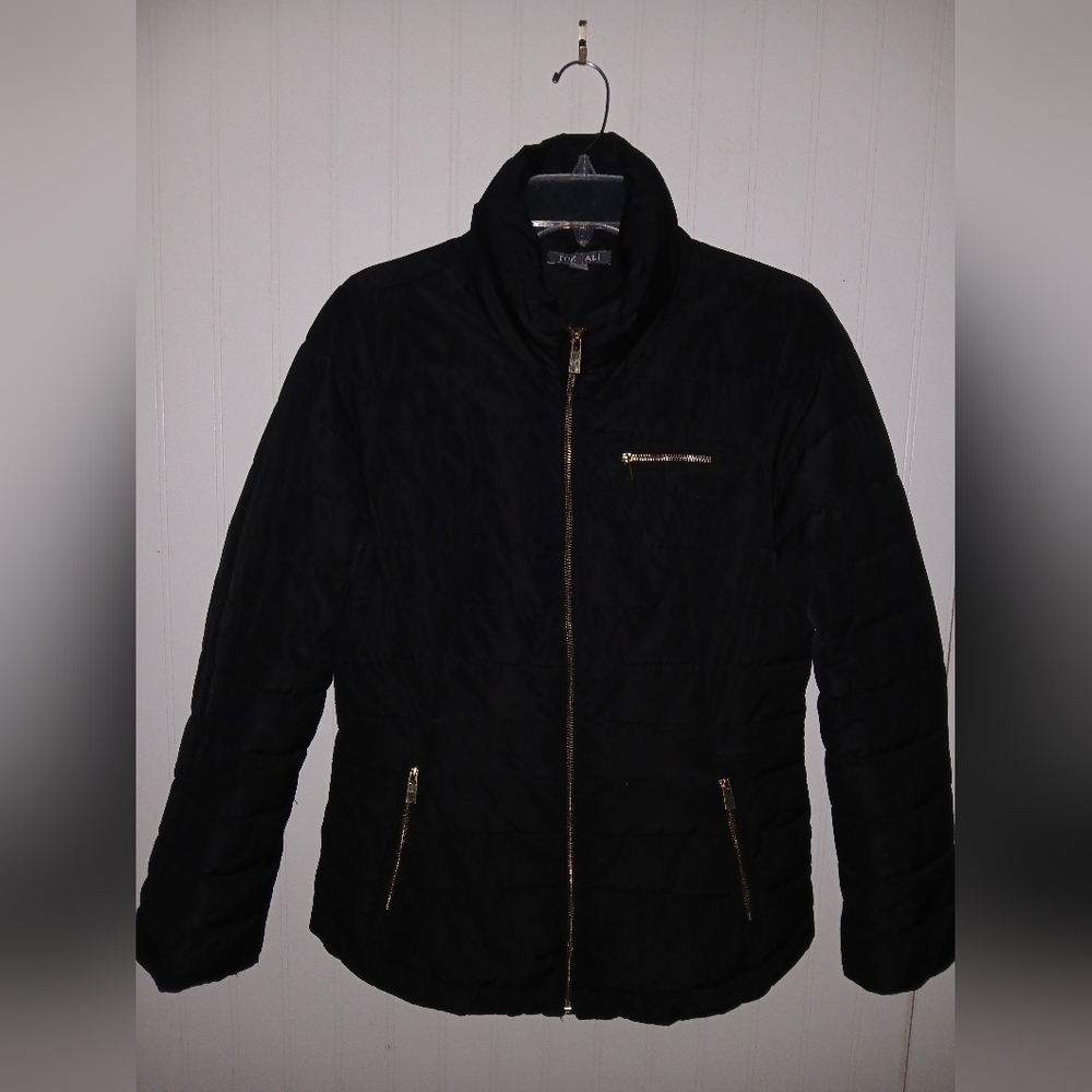 ROZ & ALI ladies SMALL puffer black winter coat.